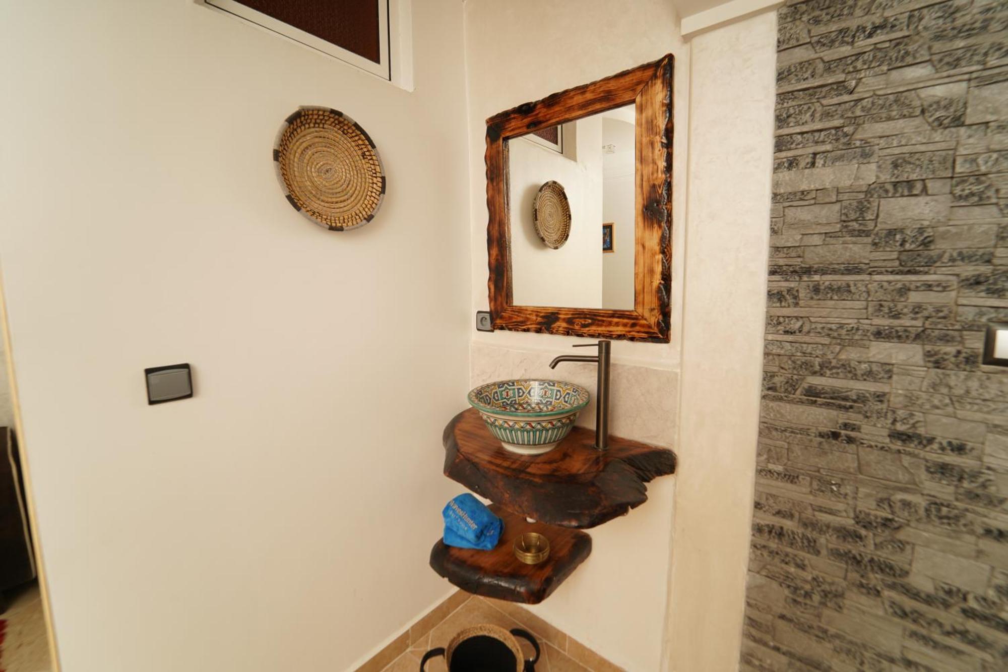 Bed and Breakfast Waves Hunter Surf House Agadir Exterior foto