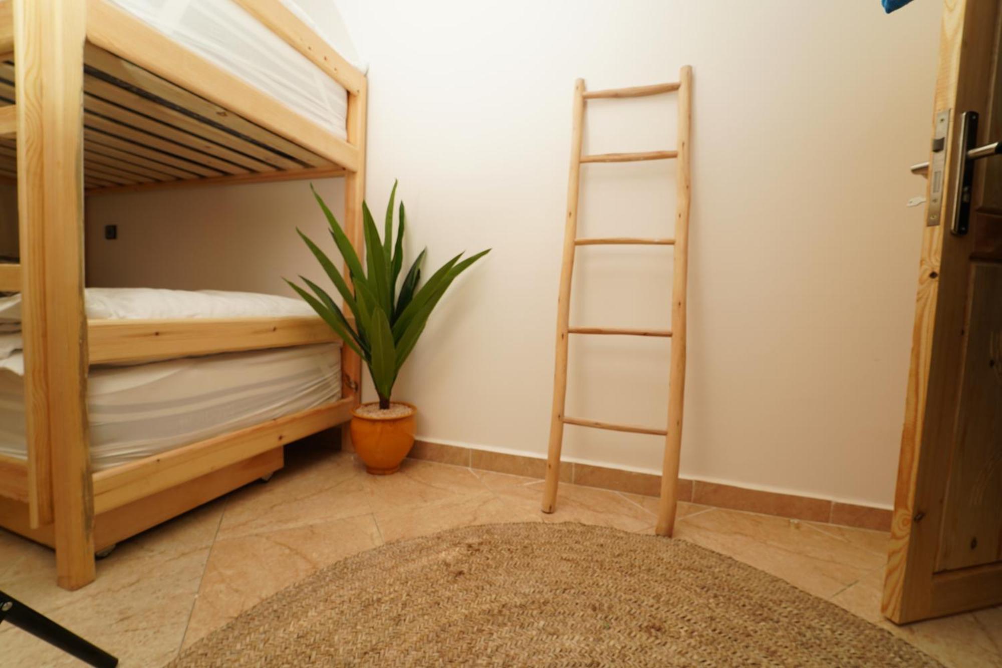 Bed and Breakfast Waves Hunter Surf House Agadir Exterior foto